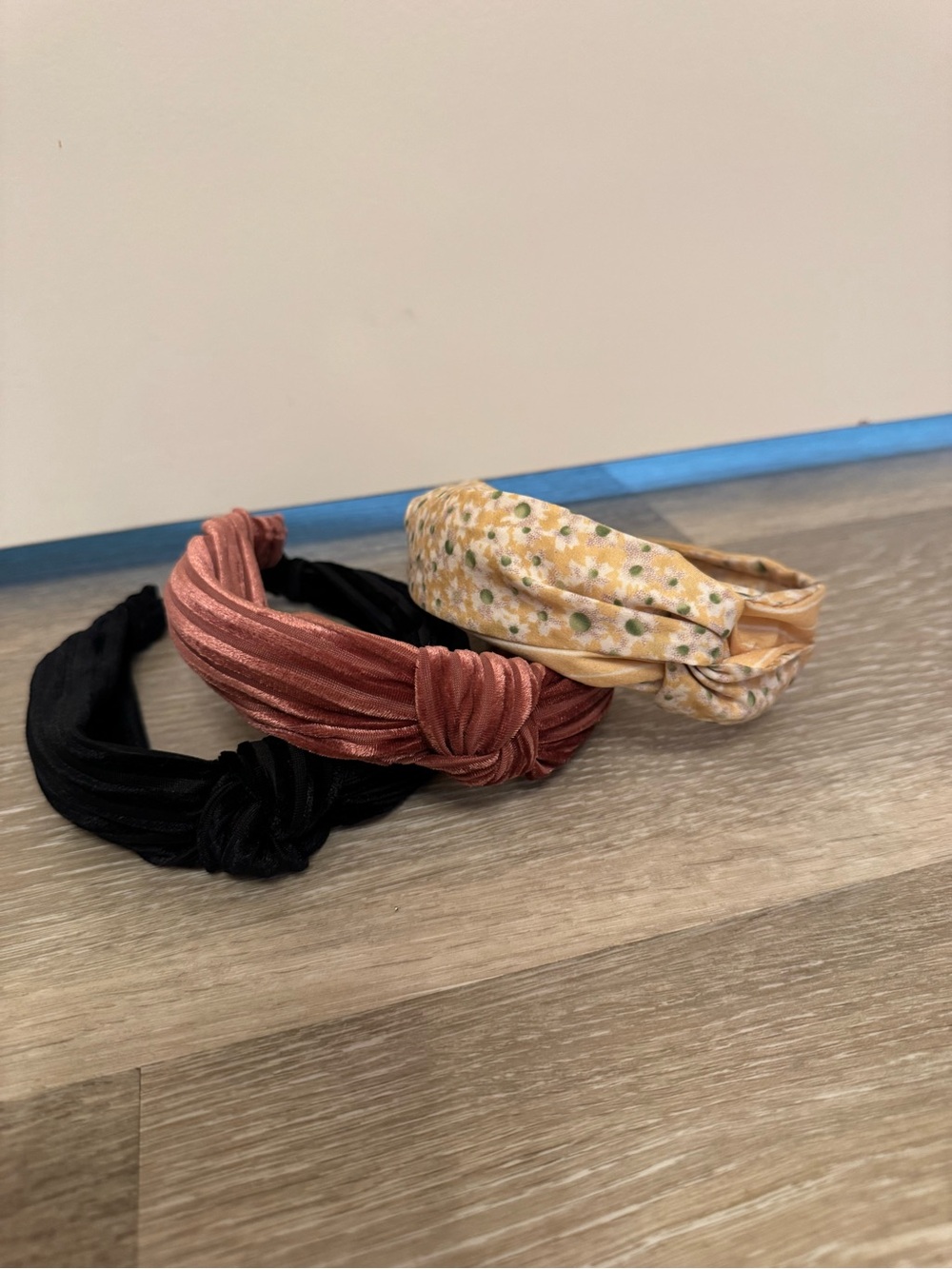 Anthropologie Set of 3 Women's Knotted Headbands - Black, Rust, Yellow Floral